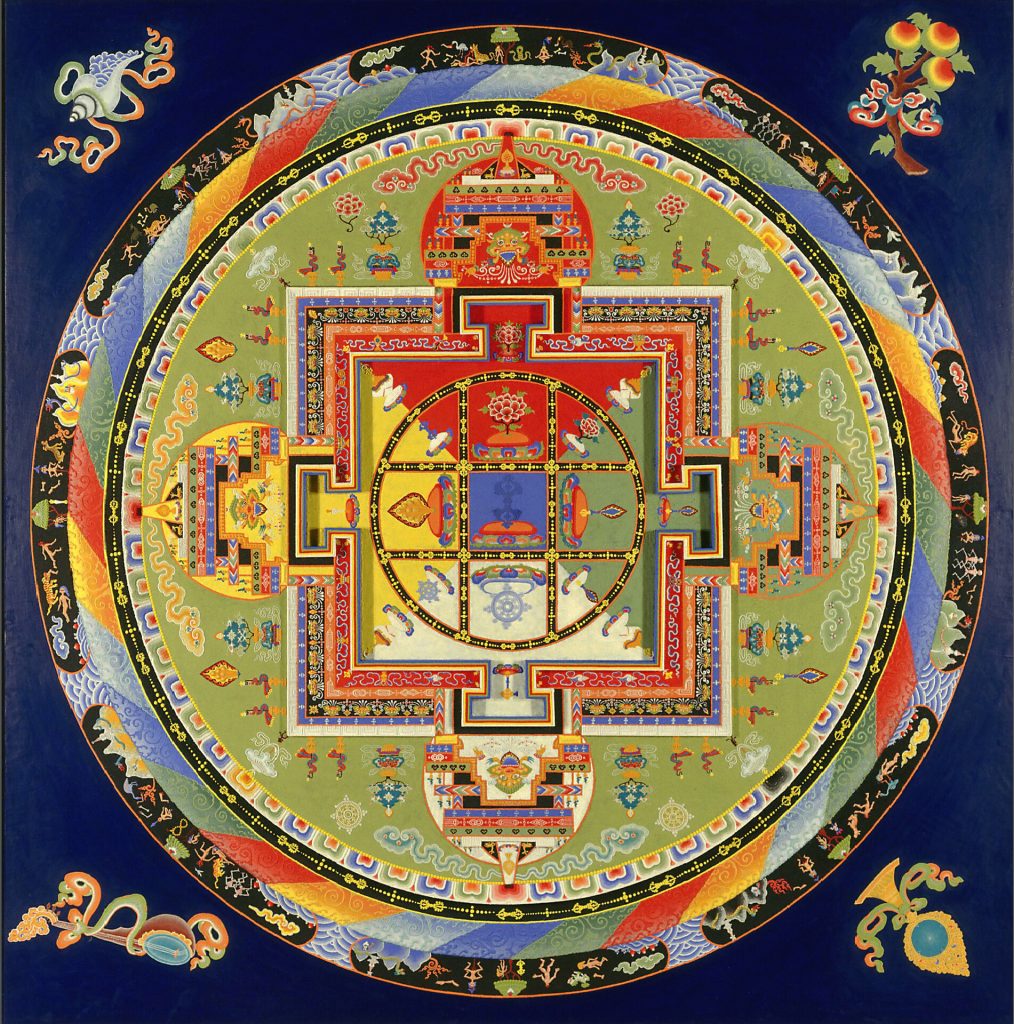 Tybetańska mandala Wikimedia Commons<br />
Mary Mueller, CC BY 2.0 <https://creativecommons.org/licenses/by/2.0>, via Wikimedia Commons